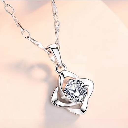 VZZSElonna Alona Moissanite Four-leaf Clover Necklace Women's 18k Color Gold Clavicle Chain Pendant Valentine's Day Gift Silver Necklace (Adjustable Chain Length)