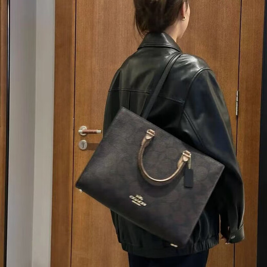蔻驰（COACH）女包 Maggie 老花帆布托特包斜挎包 送女友七夕礼物 黑色CY677-IMXI8（大号） 尺寸咨询客服