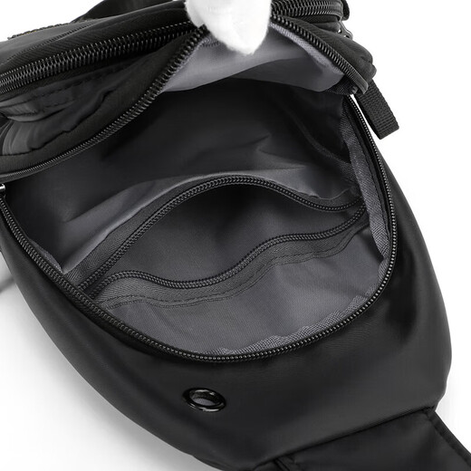 Sept sacs de poitrine Wolf pour le nouveau sac à bandouliment de voyage de voyage sportif pour hommes à la mode.