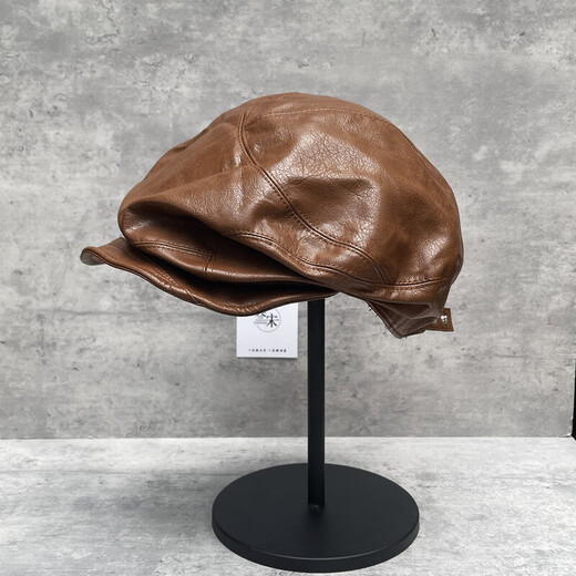 Dark Japanese style irregular pleated design soft brim PU leather octagonal hat with personality, versatile, face-showing small newsboy hat, trendy black (oil wax leather soft newsboy), one size fits all