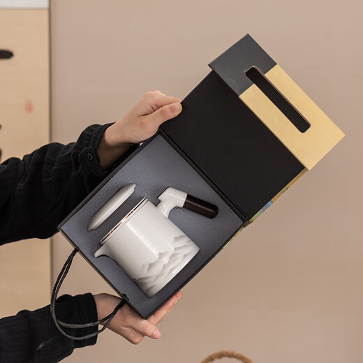 Travel tea set high-end and convenient one pot four cups mutton fat jade Kung Fu tea set complete gift box gift box ink eagle beak one pot four cups blue oval plate towel holder