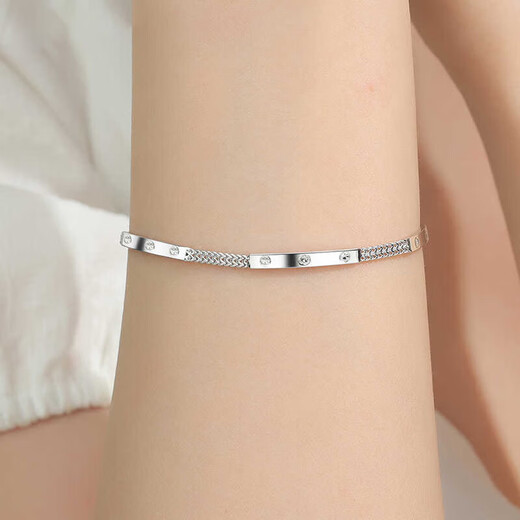 Axor Jewelry PT950 Platinum Bracelet Square Platinum Bracelet Car Flower Angel Kiss Women's Style Gift for Your Girlfriend PT950 Platinum Angel Kiss Bracelet About 5.3g