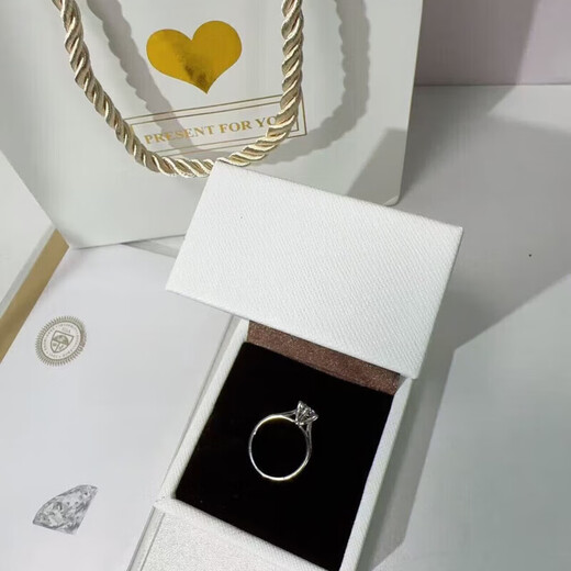 DR Proposal Diamond Ring K Gold/PT950 Platinum Elegant Snowflake Moissanite Diamond Ring Wedding Valentine's Day Birthday Gift 50 Points D-E Color/Extreme White Gift Box + Certificate PT950 Closed (Remark Number)