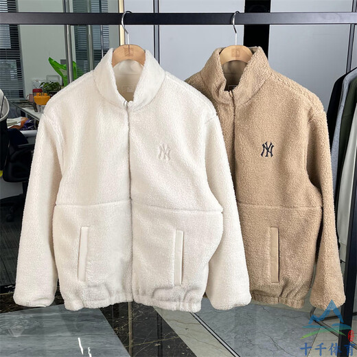 
MLB Meijia Professional Baseball New Couple Jacket Men and Women NY Small Lamb Silk Lamb Fur Warm Sports Two-Side Jacket AFDV Official 50BGL/Light Beige New York Yankees S