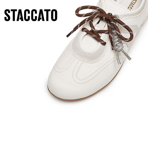 Sijiatu [Identique à Yang Mi] 2025 AUTOMNE NOUVEAU SMAL PIANO CLÉ RETRO RETRO GENRE CHAUS FORREST GUMM SHOSTES CAS CASSEUX EG701CM5 VOLYSATILE BEIGE 38