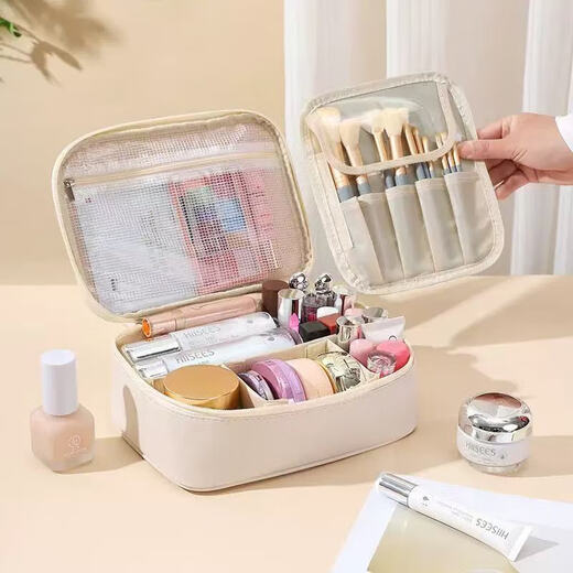 High-looking storage bag with large capacity and multi-layered area to store toiletries, high-end new style PU leather waterproof cosmetic bag 1 piece white PU leather waterproof cosmetic bag