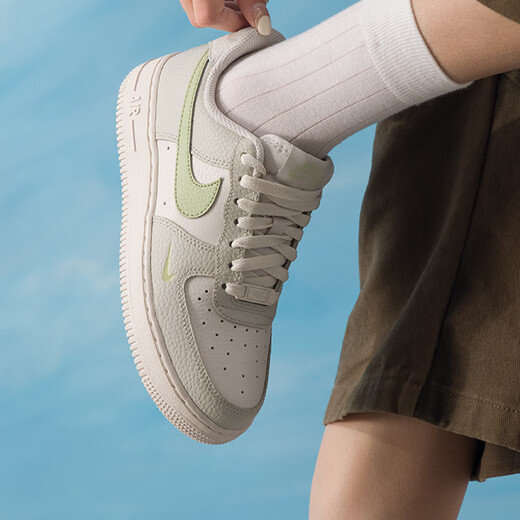 耐克（NIKE）女鞋 2025新款秋季运动鞋潮流时尚板鞋耐磨轻便户外低帮休闲鞋子 IB3881-001 38