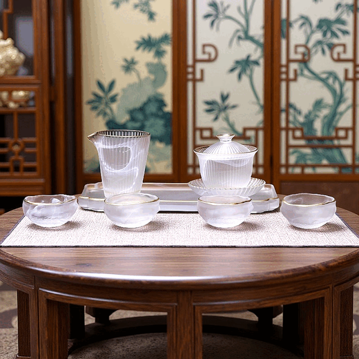 Xianjuren high-end gilt glazed cloud and mist travel kung fu tea set simple complete set of tureens and fair cups teacup gift box Phnom Penh Bingyun hand-grabbed tureen set dry brewing table 7 pieces