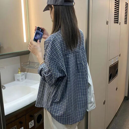 Chemise à plaid bleu rétro veste de protection solaire mince pour les femmes manches longues petites chemises paresseuses printemps et automne haut plaid bleu m