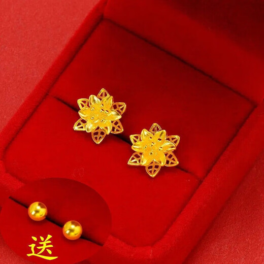 BMOI Old Phoenix 999 pure gold pure gold earrings for youthful appearance, let a hundred flowers blossom and four-leaf clover love earrings for mom. The more the merrier, the more lilies + four-leaf clover earrings Lao Feng 1.56