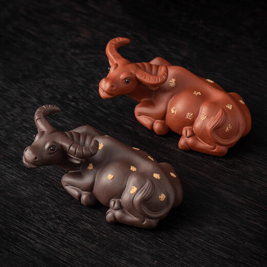 Sanxing Handmade Yixing Purple Clay Tea Pet Cow Turns the World Art Ornaments Can Raise Tea Sets Tea Table Small Tea Play Ornaments Oxen Luck (Pair)
