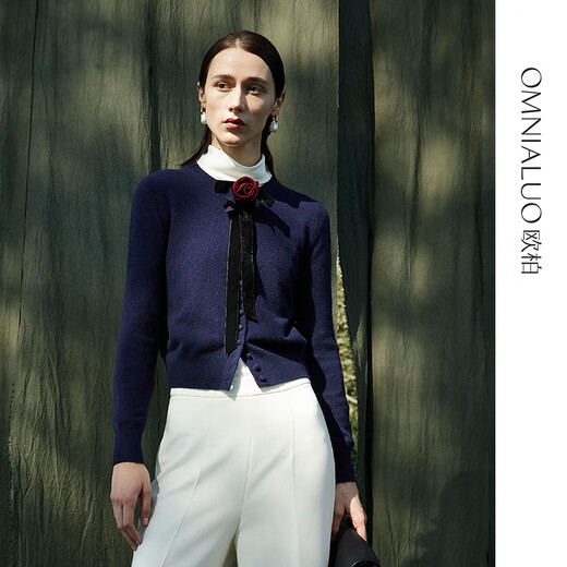 
Oberlano Ober high-end new year red round neck cashmere cardigan for women 2025 spring merino slim knitted sweater jacket quiet blue B05 sapphire blue M