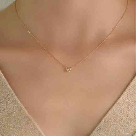 Chili 18K gold diamond pendant necklace women's high-end color gold clavicle chain 520 gift for girlfriend Necklace ready stock 40+3cm
