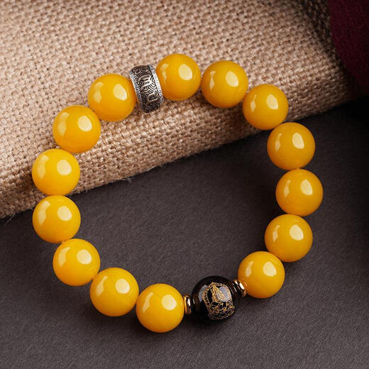 Fat Donglai's same style beeswax bracelet chicken fat yellow natal Buddha bracelet Russian material amber beads for men and women beeswax bracelet 10mm zodiac pig dog Amitabha