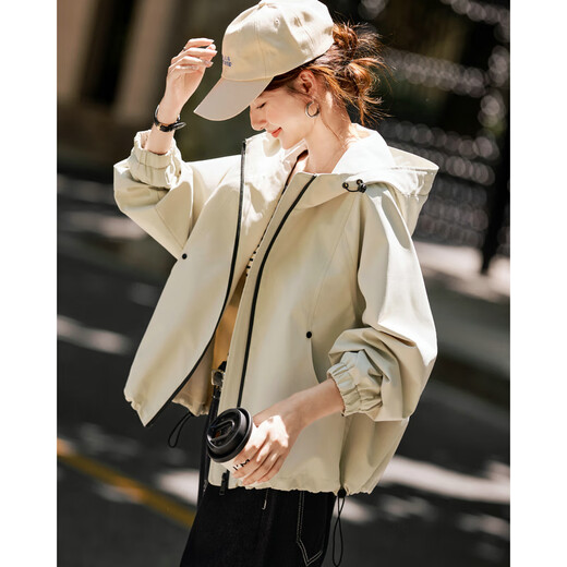 Veste à capuche de couleur pure de style coréen pour femmes 25 ans Nouveau tempérament à la mode