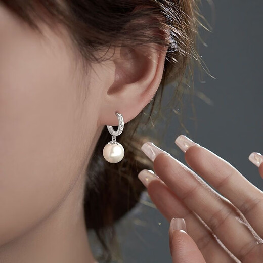 RSRDDY Old Phoenix 9999 sterling silver earrings, temperament, large pearl earrings, women's silver earrings, 2025 new light luxury earrings, sterling silver starry pearl earrings, the same style as Lao Fengxiang, 3.98 grams, with counter original gift box packaging + certificate