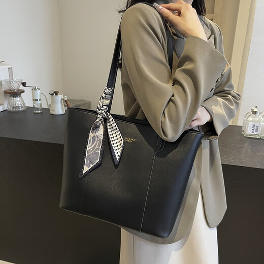 气质复古大包包女2025新款潮小众设计单肩包大容量通勤托包洋6629 黑色
