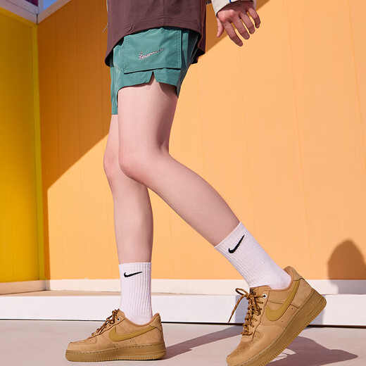 Nike (NIKE) official AIR FORCE 1 Women's Air Force No. 1 Sports Shoes Glue Sole FZ7372 200 Linen/Wheat Yellow/Rubber Light Brown/Black/Team Gold 38.5