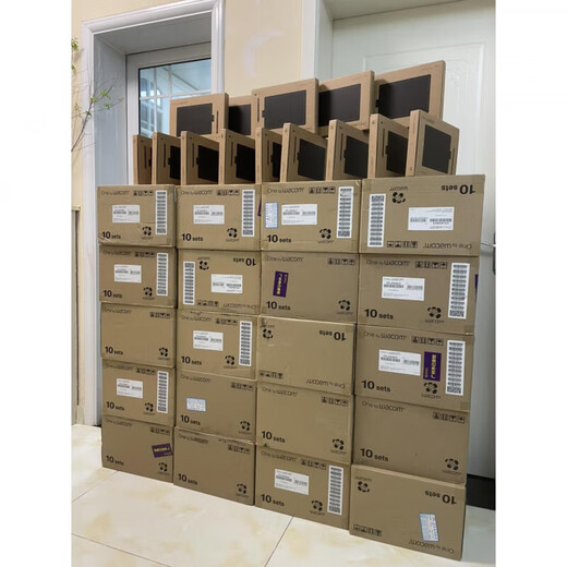 Wacom全新数位板CTL672手绘板电脑绘画板PS动漫网课手写板 CTL-672标配99新 210x297cm