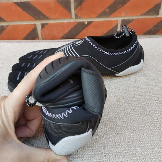 Mixed split-toe shoes for men with separated toes, five-finger shoes for men, outdoor climbing shoes, women's Pilates shoes, Victoria's Secret yoga shoes, quick-drying, black 43
