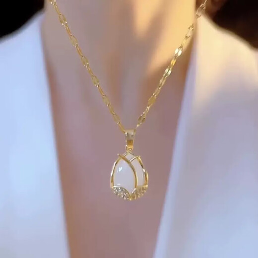 Tulip Necklace 2025 New Trendy Internet Celebrity Hot Style High-Looking Clavicle Chain for Women Tulip Pendant + Lip Necklace