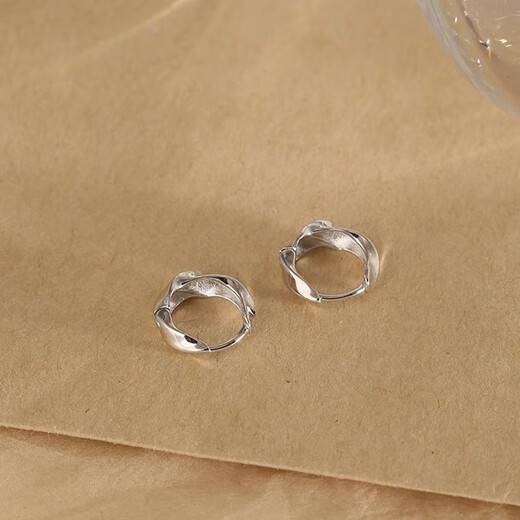 YKINCASL Old Phoenix 9999 sterling silver Moebius geometric plain hoop earrings earrings new niche plain silver ear buckles 999 sterling silver earrings Lao Fengxiang same style