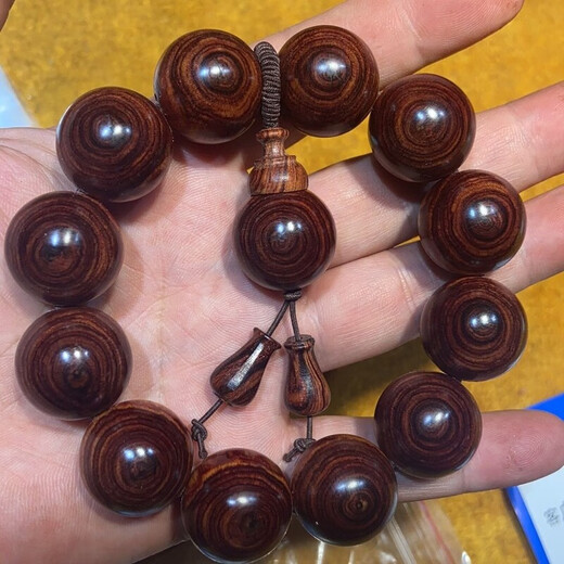 新款黄花梨手串手链2.0高油高密男士沉水老料佛珠念珠纯.天然随机 新款黄花梨手串手链2.0高油高密男士沉水老料佛珠念