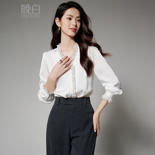Late White New Product 2025 Autumn Style Elegant Shirt Fashion Lace Collar V-Neck Commuting Shirt Women White L
