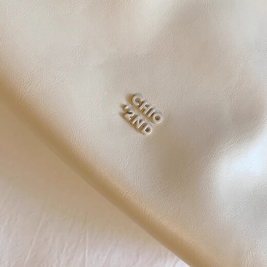
Nanfeng Chio2nd Solid Color Style Tote Bag Women's 2025 New Commuter Large Capacity Hand-Laundry Shoulder Bag Rice White