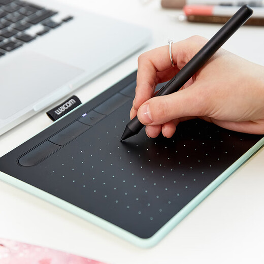 Wacom tablet pressure-sensitive pen CTL672/472/6100/690 Intuos pth660/651/650 capacitive pen DTC133 free pen holder 0x0cm