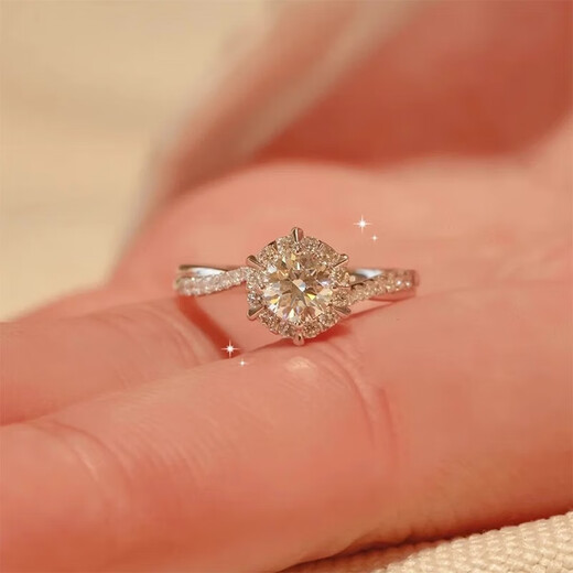 Pt950 platinum moissanite color ring for women, light luxury, high-grade six-claw 50-point diamond, true proposal, engagement, wedding diamond, Star Weaver Ring 50-point, light luxury model, the default live mouth can be adjusted in size