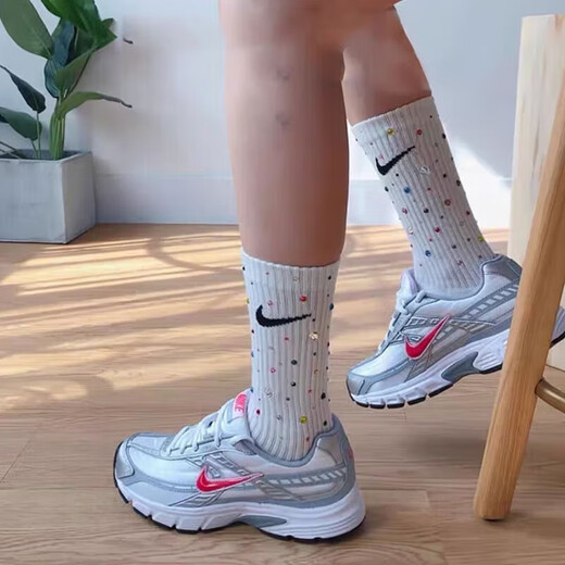
Nike (NIKE) Nike women's shoes INITIATOR sports shoes cushioning retro dad shoes casual running shoes 394053 DR9761-101 Black and white 36.5 One fake one compensation ten