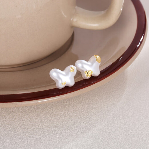 OIDSG old phoenix simple and atmospheric white pearl gold foil embellished earrings silver needle temperament earrings niche earrings women E16778E flowers