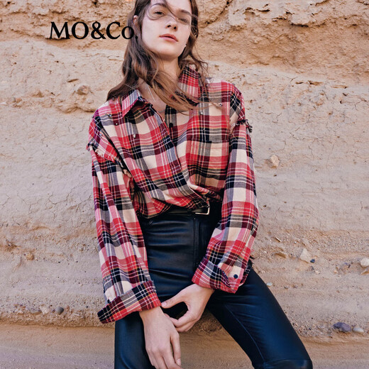 MO&Co.2024 new autumn Scottish plaid tassel raw edge loose thick cotton shirt