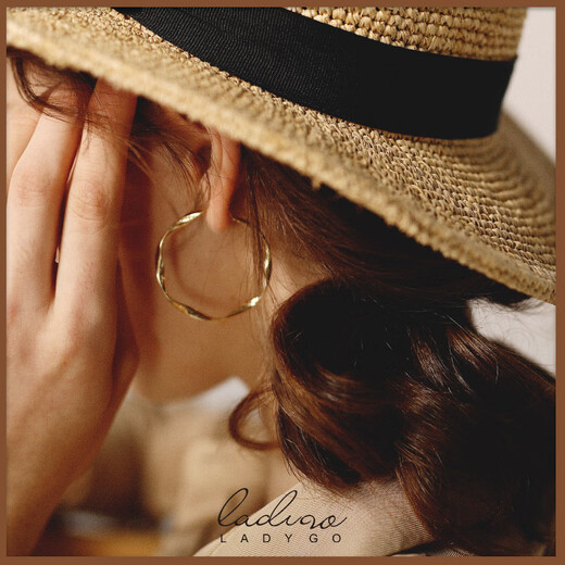 Fat Donglai's same style 18k gold hoop hoop earrings retro large 2025 new earrings women's niche design gold diameter 3.5cm 925 silver needle + combination