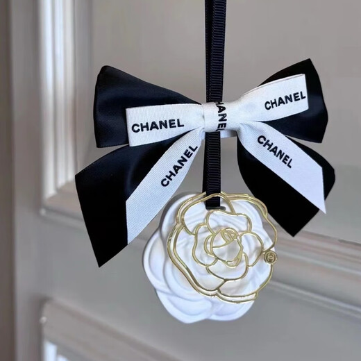 Chanel Perfume Limited Edition Camellia Float Hanging Perfume Encounter Set Gift Box Valentine's Day Souvenir Gift Box Camellia Float Hanging + Perfume 1.5ml