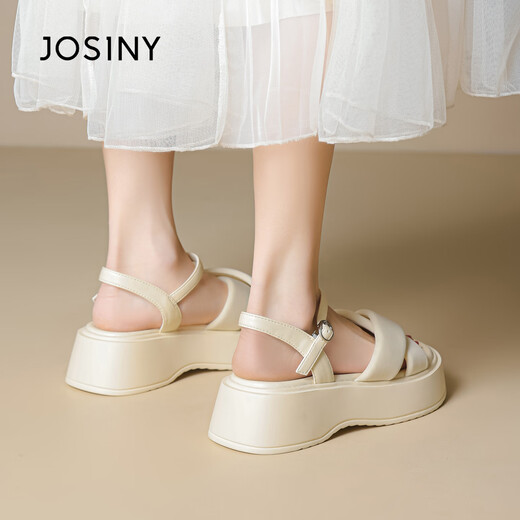 Zhuosini semelle douce Sandales Sandales Chaussures pour femmes confortables à porter à l'extérieur 2025 Nouvelle-une longueur d'une longueur de courroie de la courroie de la courroie