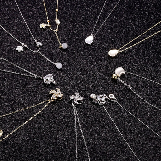 
Necklaces are simple and light luxury spring and summer fashion sense zircon necklace decoration girlfriend best friend gifts are sold FFC1049BR1