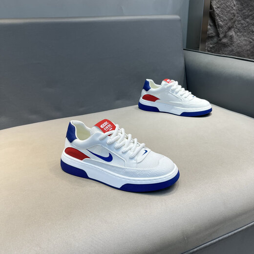 Hong Kong Counter Compras de compra Fashion Versátiles de moda Sports zapatos deportivos gruesos zapatos casuales de hombres cómodos y transpirables zapatos para hombres blancos y negros 88-759 Seleccione el tamaño de los zapatos deportivos para tomar una capa de una sola capa 38 de tamaño pequeño 38