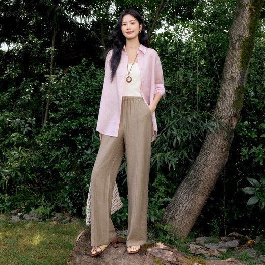 
Eifli (eifini) Eifli large version relaxing and slack shirt for women 2025 summer new versatile commuter basic texture top Pink S 80-110Jin [Jin equals 0.5 kg]