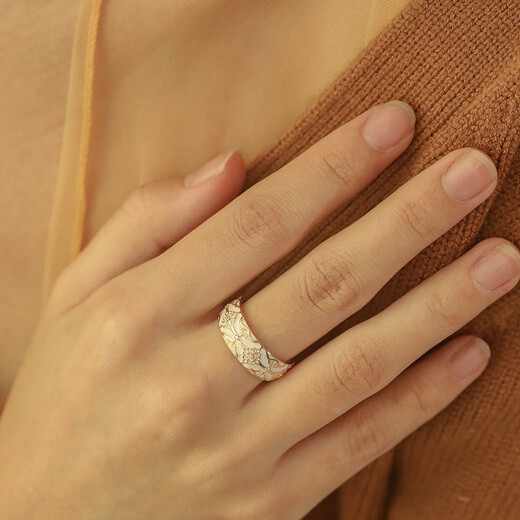 QUAMER enamel series 18k gold-plated rings for men and women, personalized inlaid with zircon, European style pattern carving, personalized light white enamel ring-US No. 6