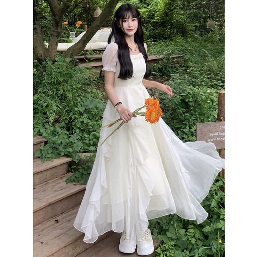 Let the fog white dress long skirt for women summer 2025 new small slimming seaside beach dress high-end light apricot first love dress XL recommended 120-135Jin Jin equals 0.5 kg