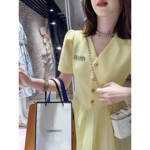 Frauen 2025 Sommer neuer Stil Französischer Design Sinn für kleine Menschen Taille Hugging Slim Princess Kleid D1478 Yellow 2xl [130-145jin [Jin gleich 0,5 kg]]]