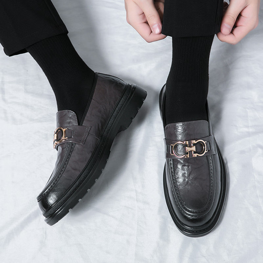 
Genuine leather men's loafers lazy trend summer men's shoes British casual leather shoes Korean version of bean shoes men 3518 black T.S.L genuine leather model 38