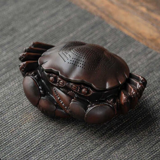 New high-end tea pet home table integrated filter ceramic crab ornaments filter combination purple sand tea pet purple pottery crab Bafanglaicai safe packaging