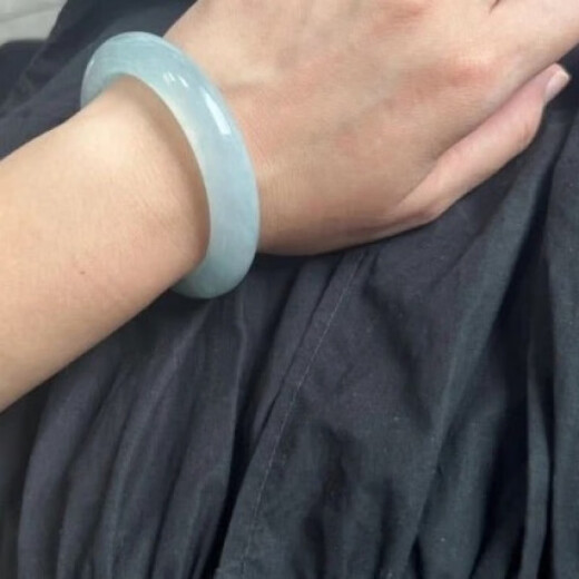 KZD ice waxy jade jade bracelet white moonlight jade bracelet floating green girl style jade treated jade 58-59mm same style as Lao Fengxiang