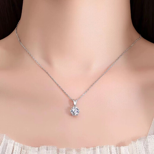 One carat moissanite diamond necklace 925 pure silver girl clavicle chain snowflake pendant birthday gift for girlfriend