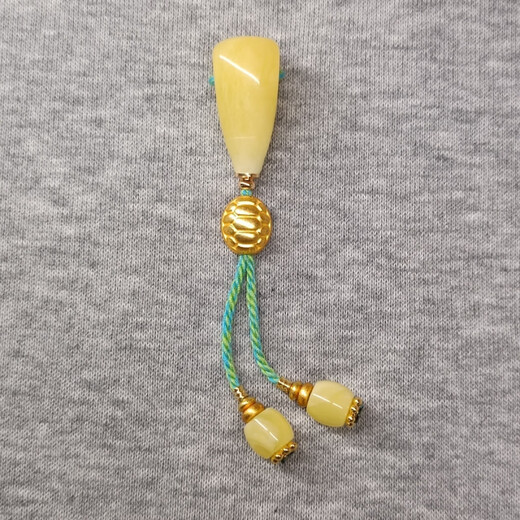 Art fragrant beeswax three-way Buddha head with clouds on back and disciple beads set cultural toy beads 108 accessories small diamond star and moon hundred fragrance Buddha hands three-way Buddha head with clouds on back and disciple beads