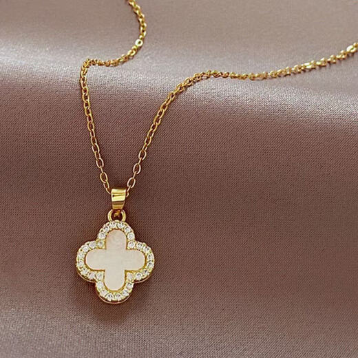 Four-leaf flower summer versatile women's autumn and winter fashion small fragrance style necklace light luxury niche ins trend internet celebrity clavicle chain black four-leaf clover necklace gold