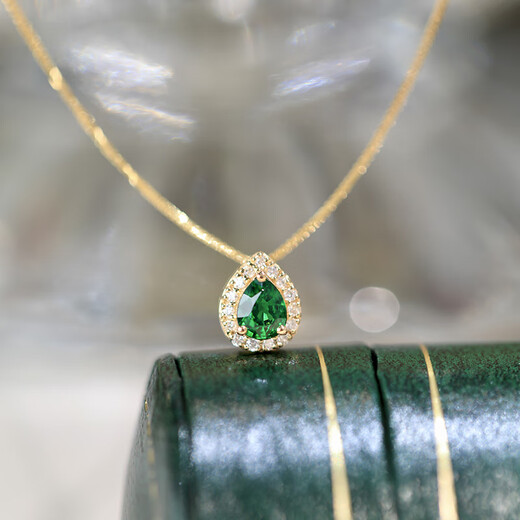 Muhuanshun 18k gold natural tsavorite water drop pendant, natural diamond inlaid gold, gorgeous and exquisite small water drop clavicle chain, pendant + Chopin chain